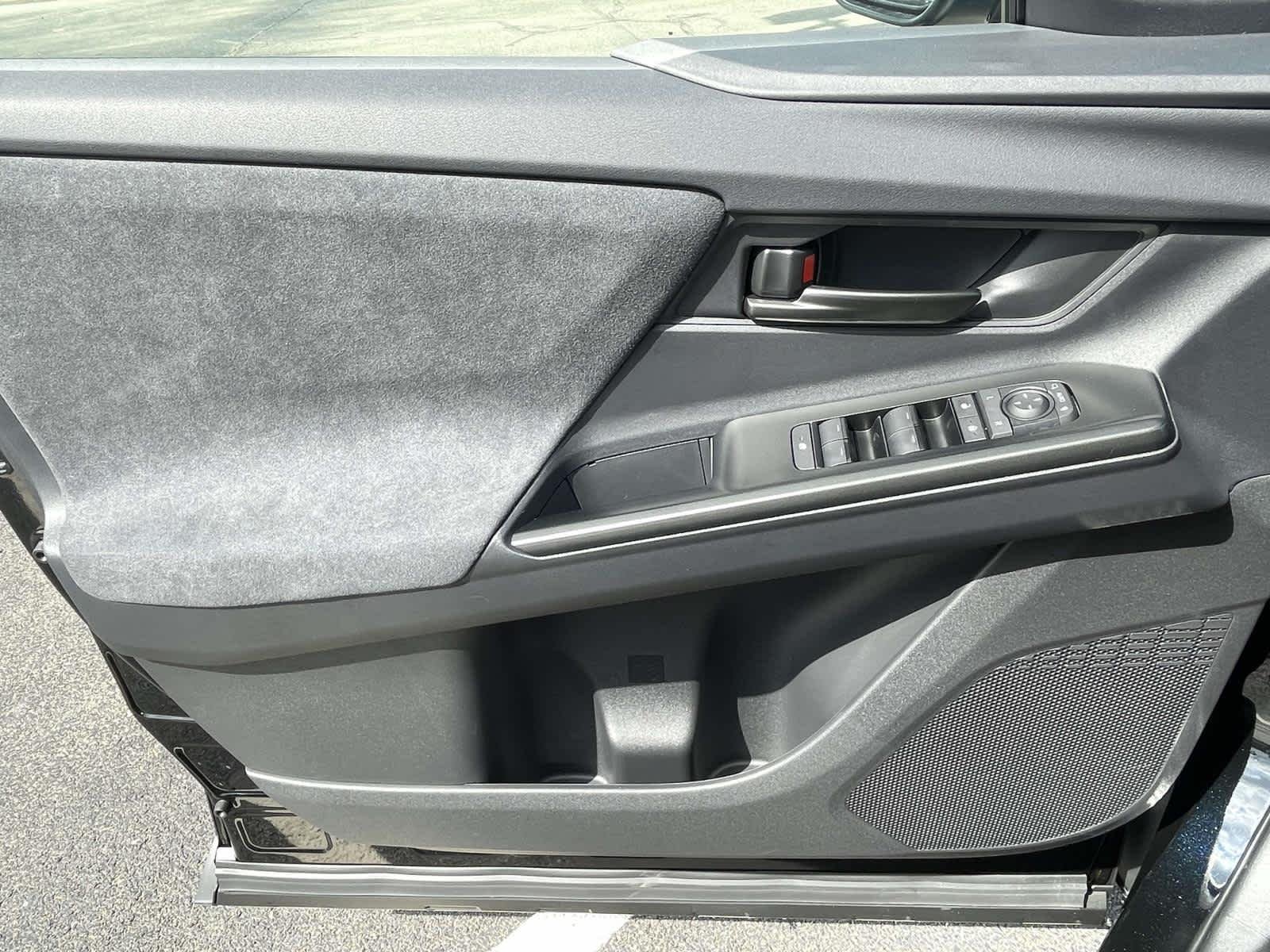 2026 Toyota C-HR SE - Photo 21