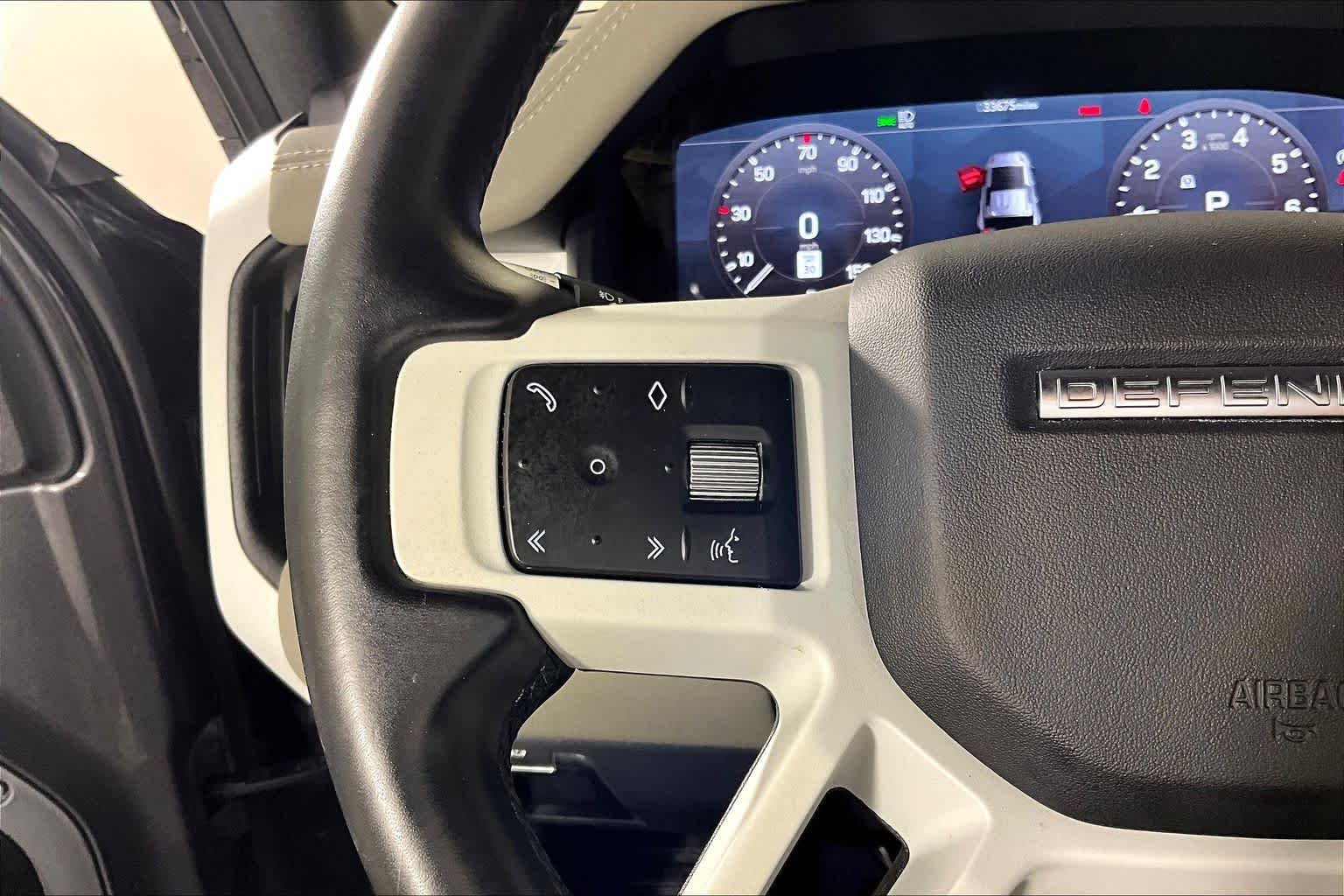 Used 2022 Eiger Grey Metallic Land Rover S image 22