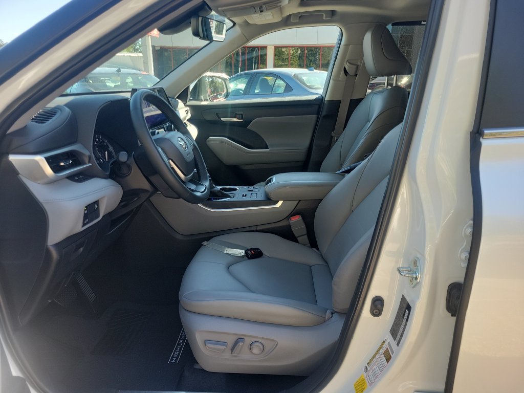 Certified Used 2026 Beige Toyota XLE image 15