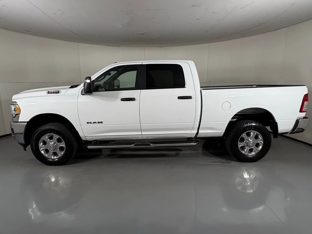Used 2024 White Ram Big Horn image 5