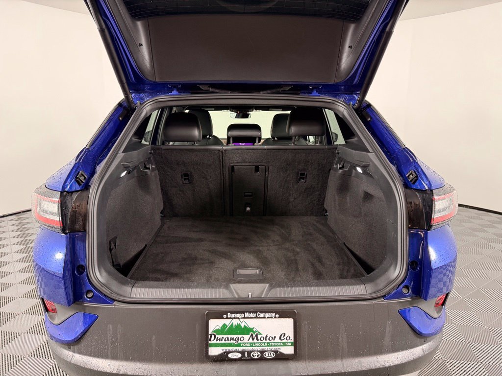 Used 2021 Blue Volkswagen Pro S image 13