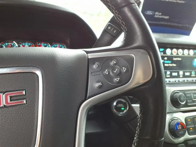 Used 2020 Blue GMC SLT image 26