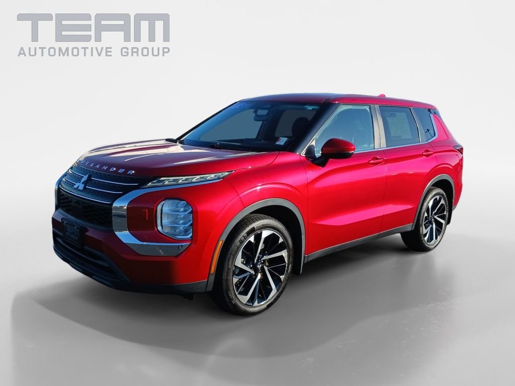 Used 2022 Red Mitsubishi ES image 3