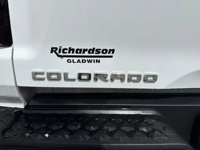 2023 Chevrolet Colorado Z71 - Photo 11