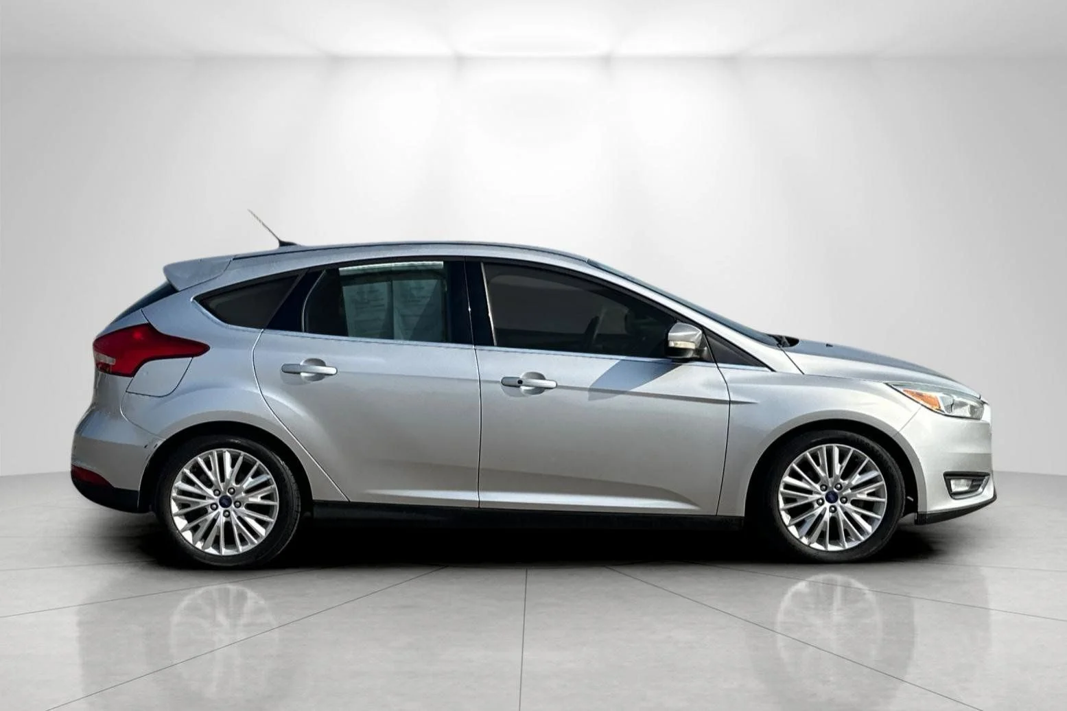 Used 2015 Ford Focus Titanium with VIN 1FADP3N2XFL268303 for sale in National City, CA