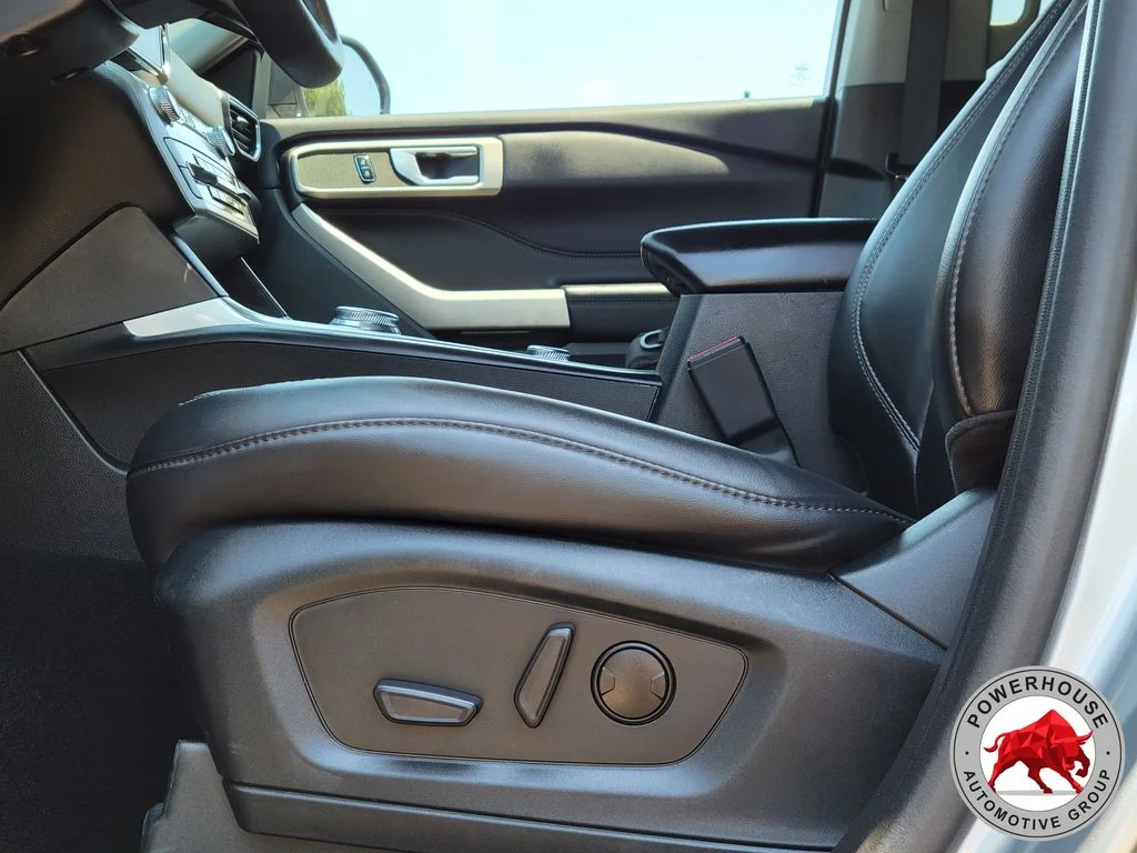 Used 2023 Silver Ford XLT image 24