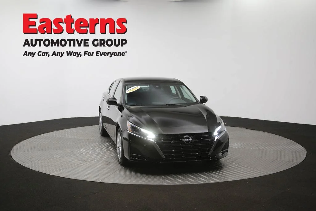 Used 2023 Black Nissan 2.5 S image 50