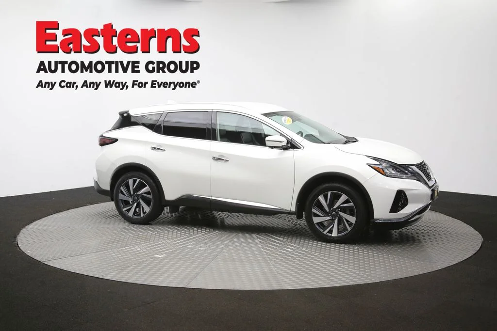 Used 2023 White Nissan SL image 47