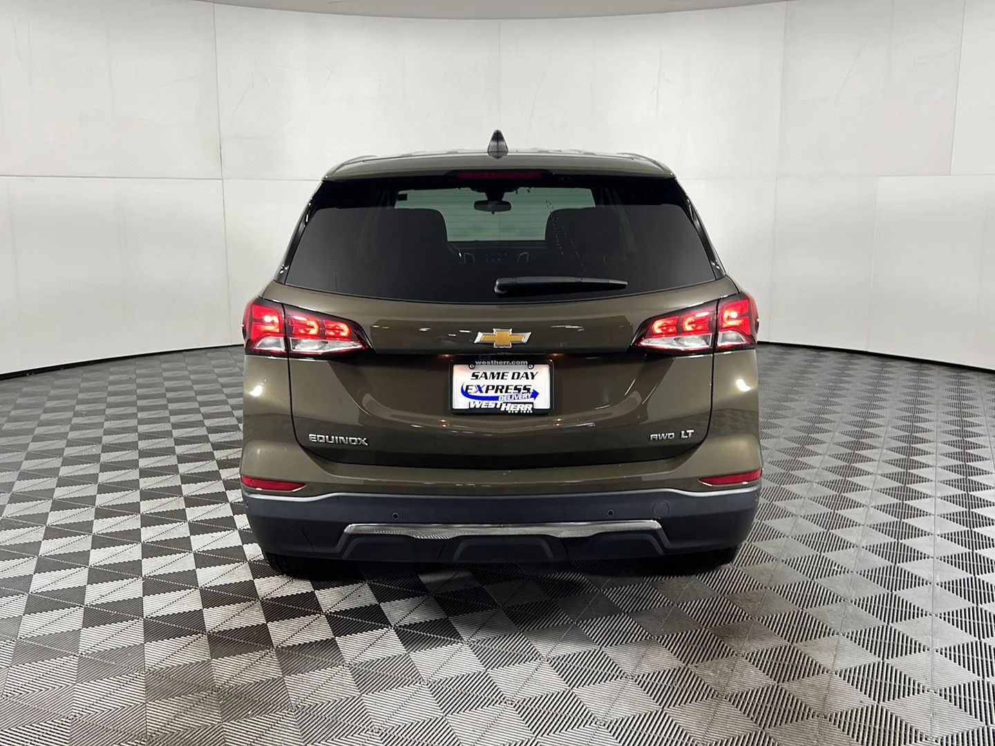 Used 2024 Harvest Bronze Metallic Chevrolet LT image 28