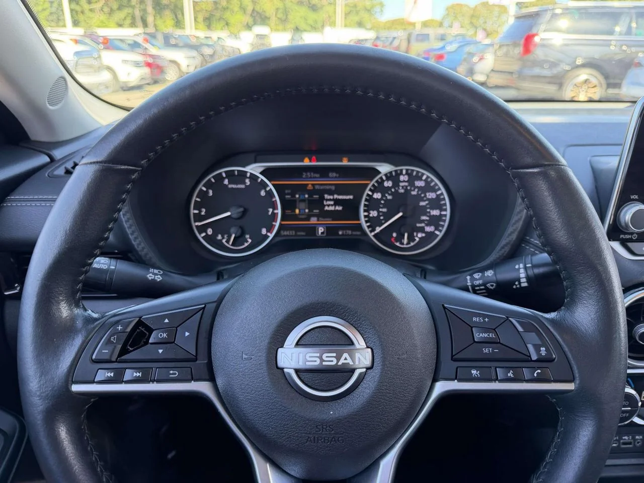 Used 2024 Super Black Nissan SV Xtronic CVT image 32