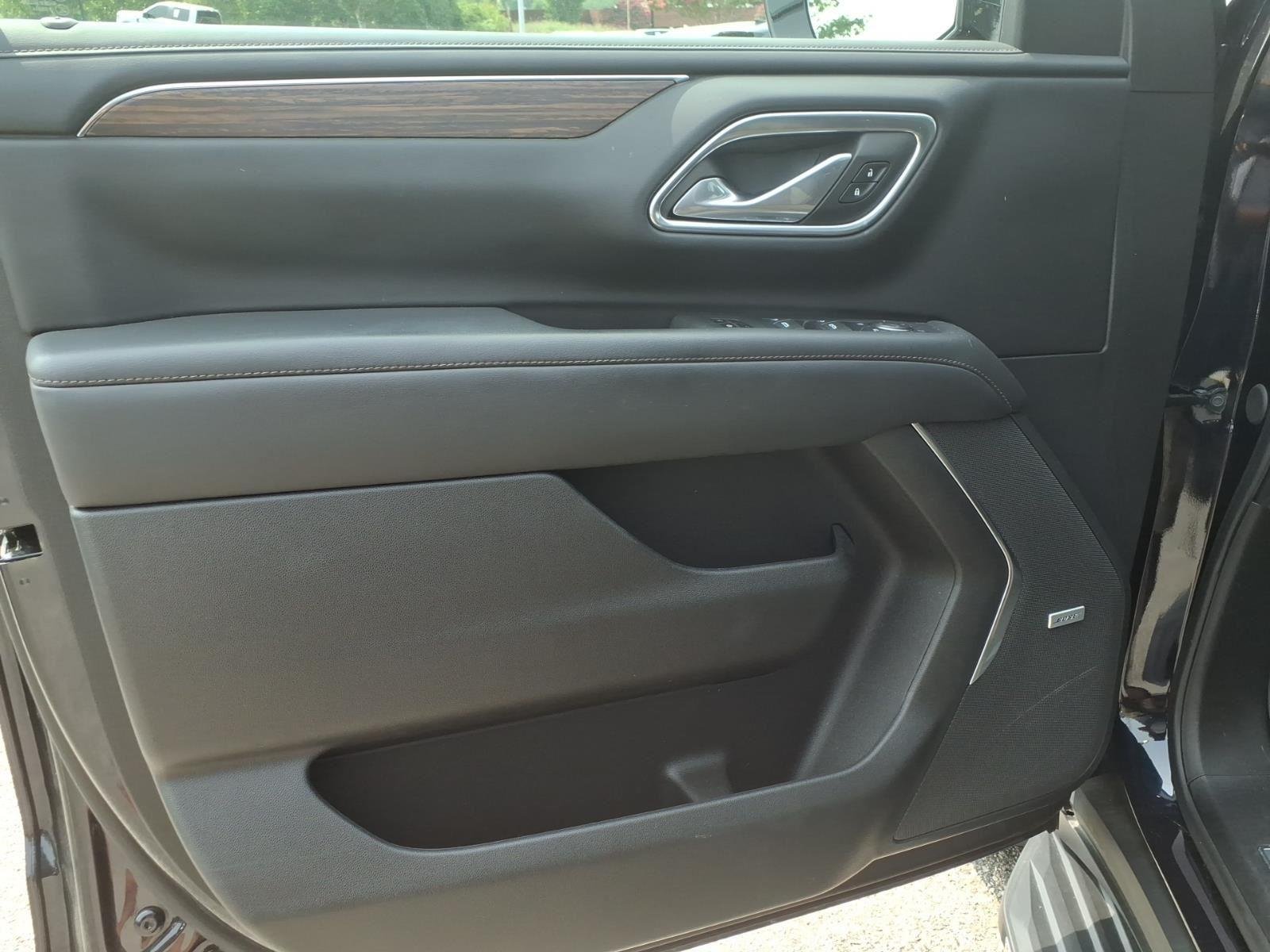Used 2023 Midnight Blue Metallic Chevrolet High Country image 23