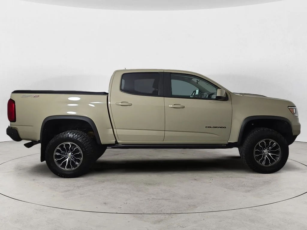 Used 2022 Beige Chevrolet ZR2 image 4