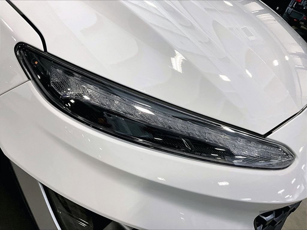 Used 2022 White Hyundai SEL image 34
