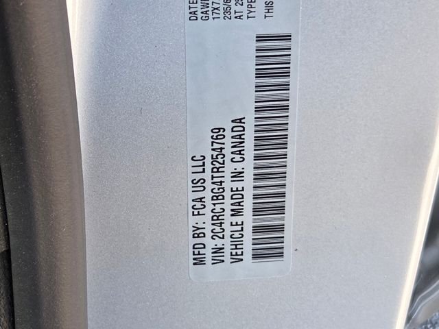 New 2026 Silver Mist Clear-Coat Exterior Paint Chrysler Select image 31