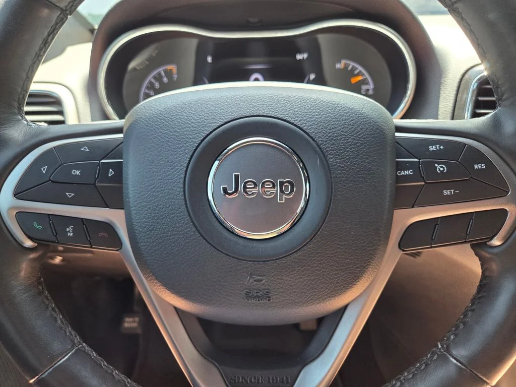 Used 2020 Red Jeep Limited image 36