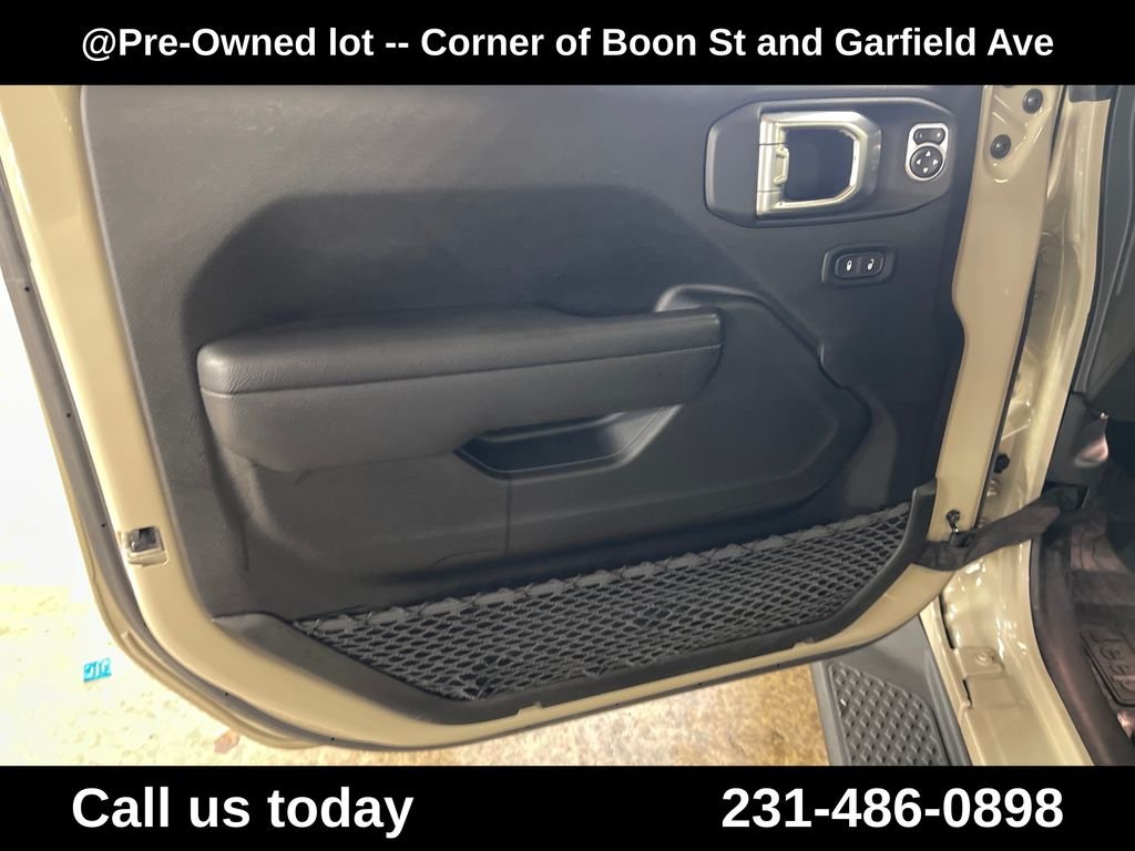 Used 2022 Beige Jeep Sport image 15