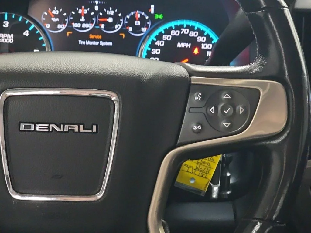 Used 2017 Onyx Black GMC Denali image 20