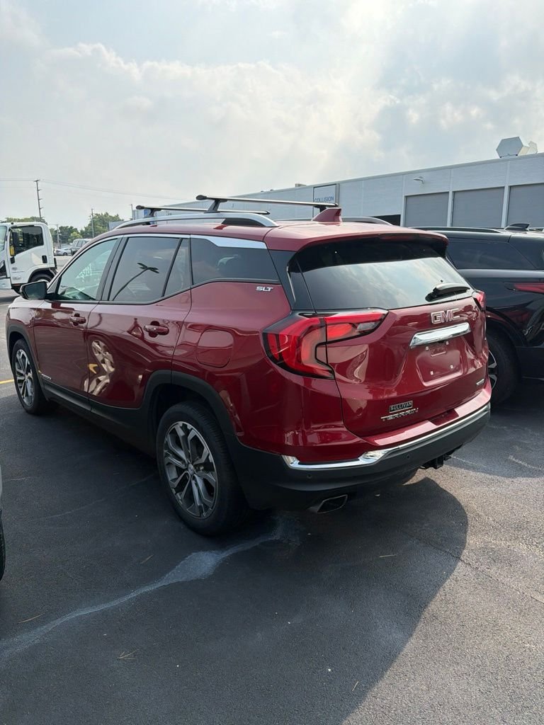 Used 2020 Red GMC SLT image 9