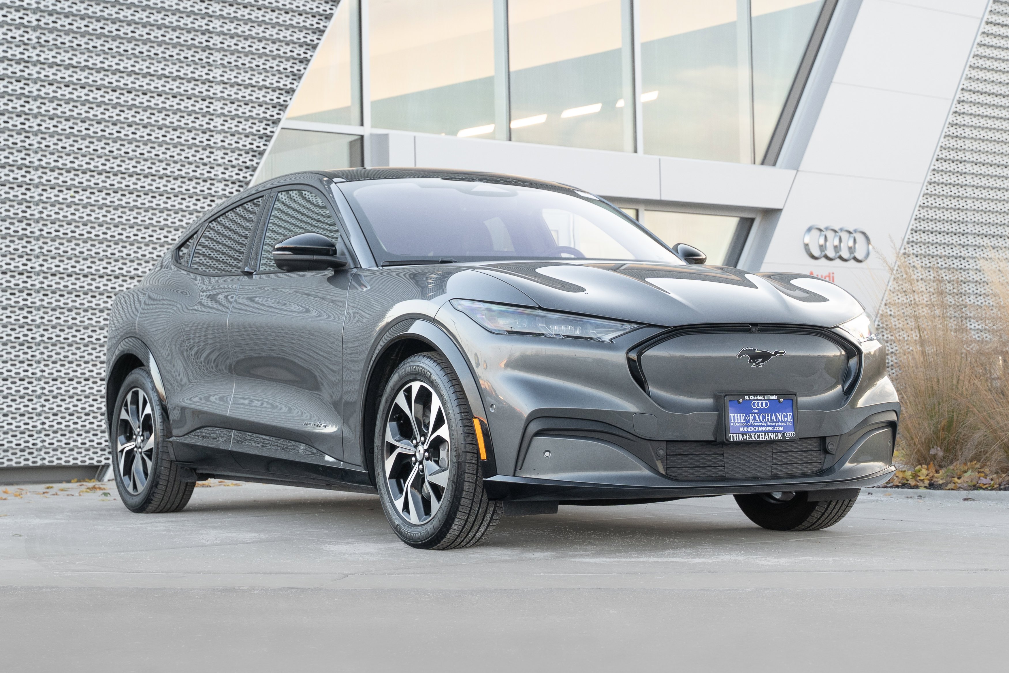 2021 Ford Mustang Mach-E Premium RWD