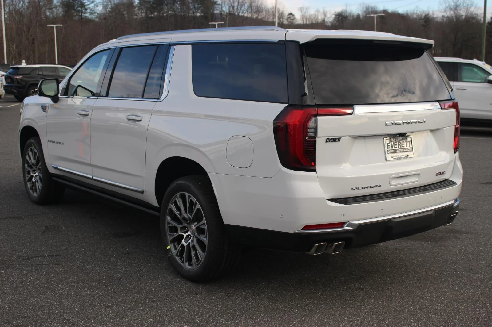 New 2026 Summit White GMC Denali image 5