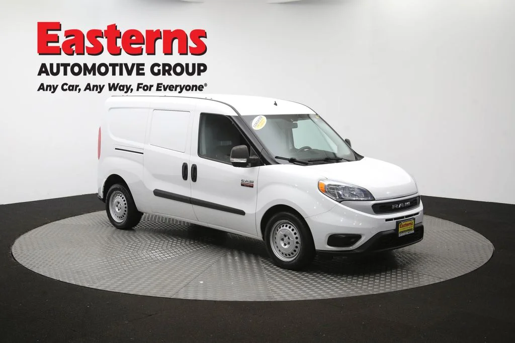 Used 2022 White Ram Base image 49
