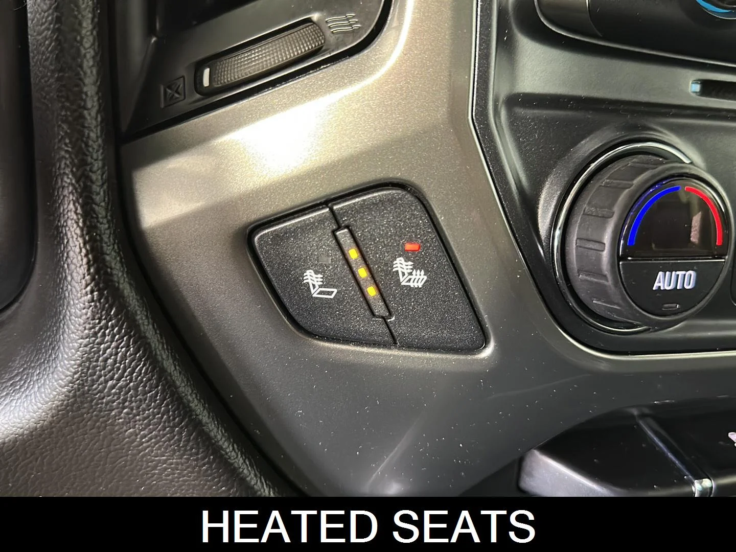 Used 2018 Black Chevrolet LT image 7