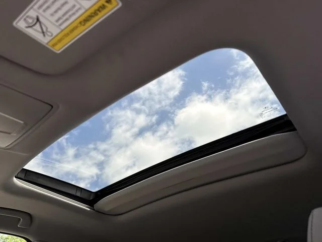 Used 2020  Acura Technology image 4