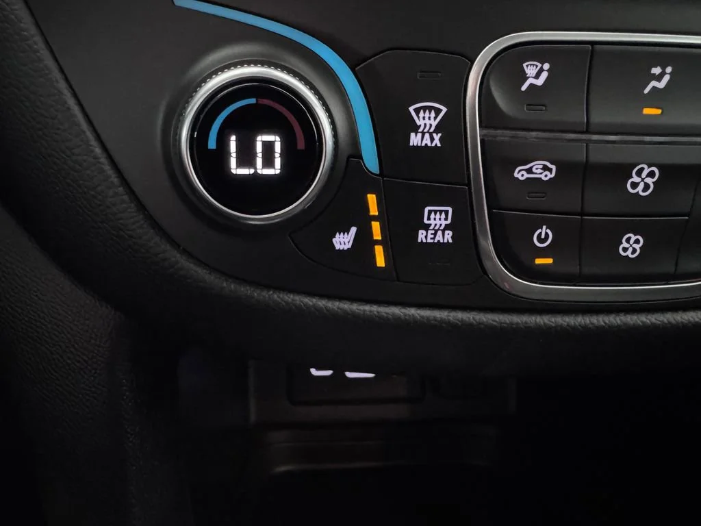 2024 Chevrolet Equinox LT - Photo 22