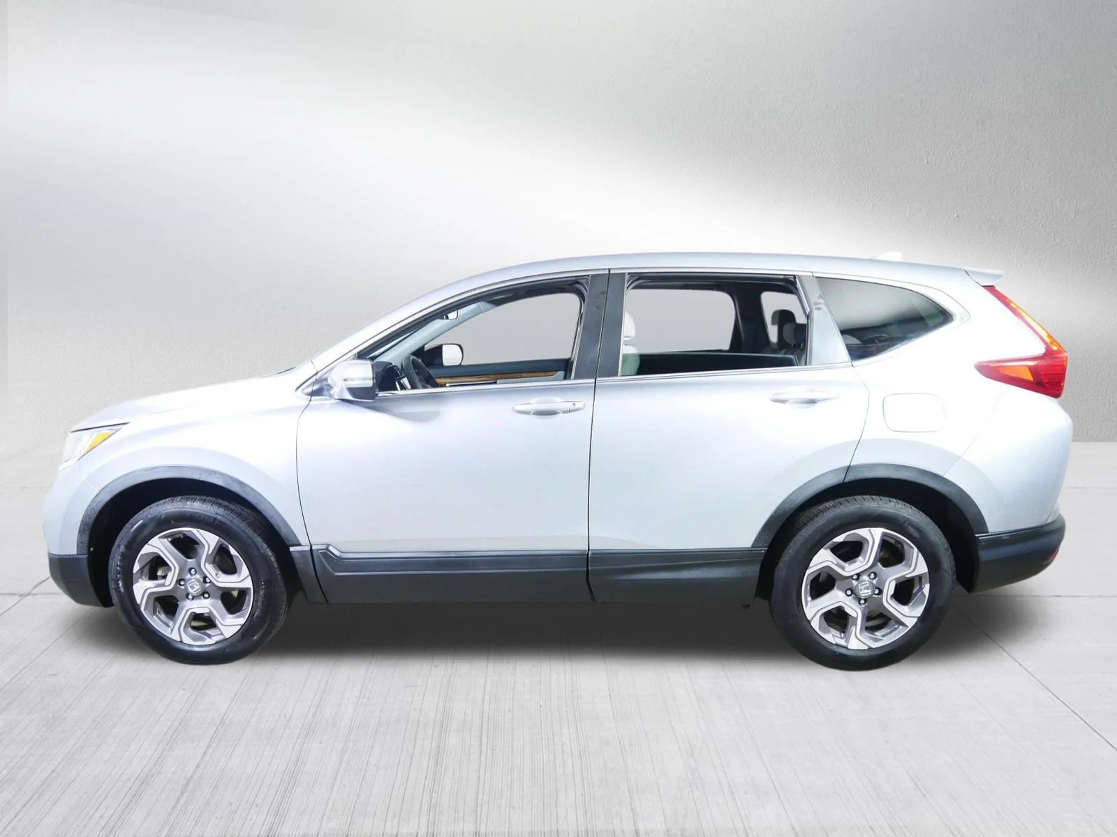 Used 2018 Lunar Silver Metallic Honda EX image 4