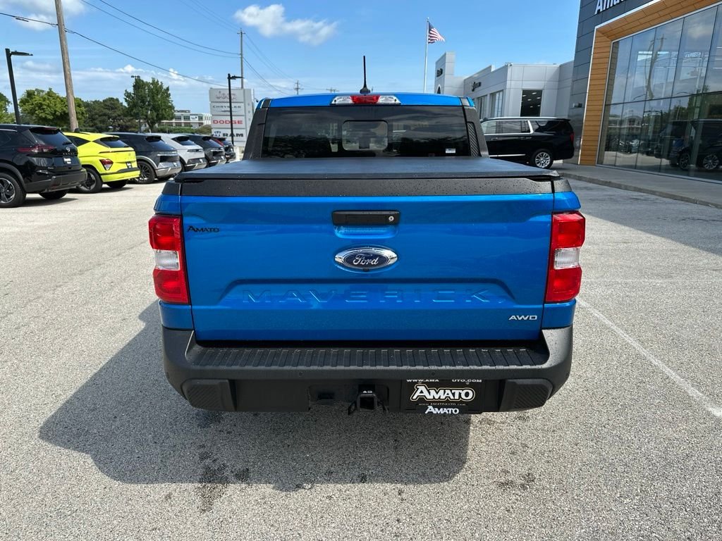 Used 2022 Blue Ford Lariat image 8