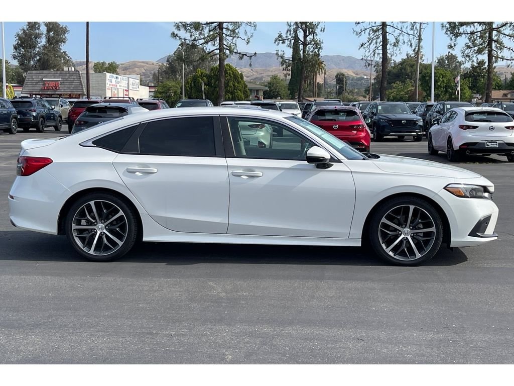 Certified Used 2024 Platinum White Pearl Honda Touring image 7