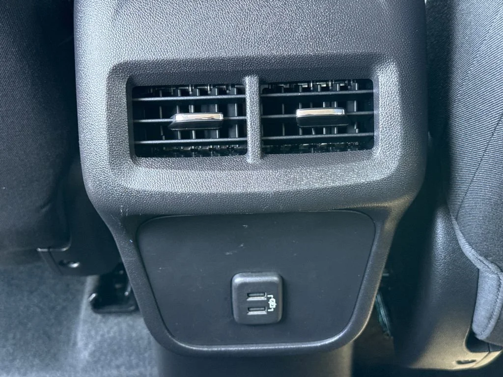 2024 GMC Terrain SLE - Photo 30