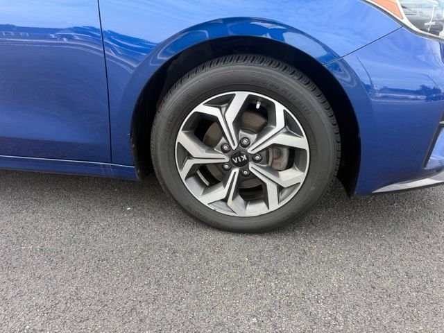 Used 2020 Deep Sea Blue Kia LXS image 11