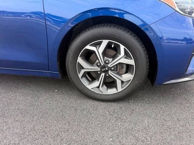 Used 2020 Blue Kia LXS image 11