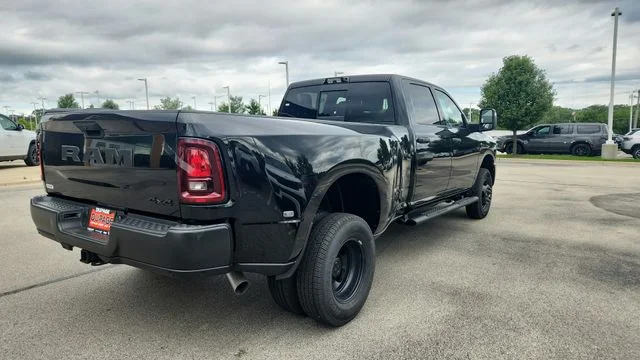 New 2027 Diamond Black Crystal Pearl-Coat Exterior Paint RAM Tradesman image 8