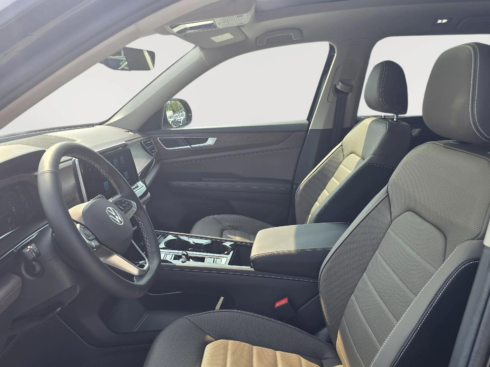 New 2026 Deep Black Pearl Volkswagen 2.0T SEL image 7