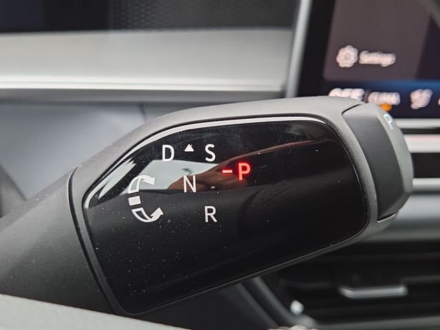 2026 Volkswagen Tiguan SE R-LINE BLACK - Photo 18