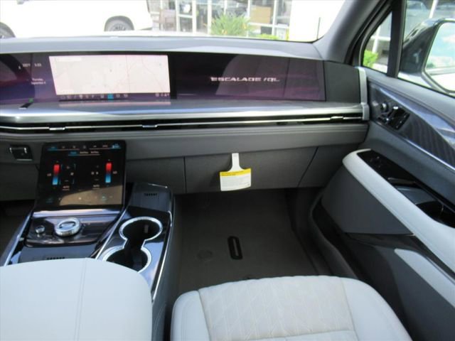 2026 Cadillac Escalade IQL Sport - Photo 14