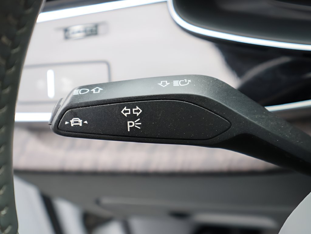 Used 2019 Glacier White Metallic Audi 3.0T Prestige image 36