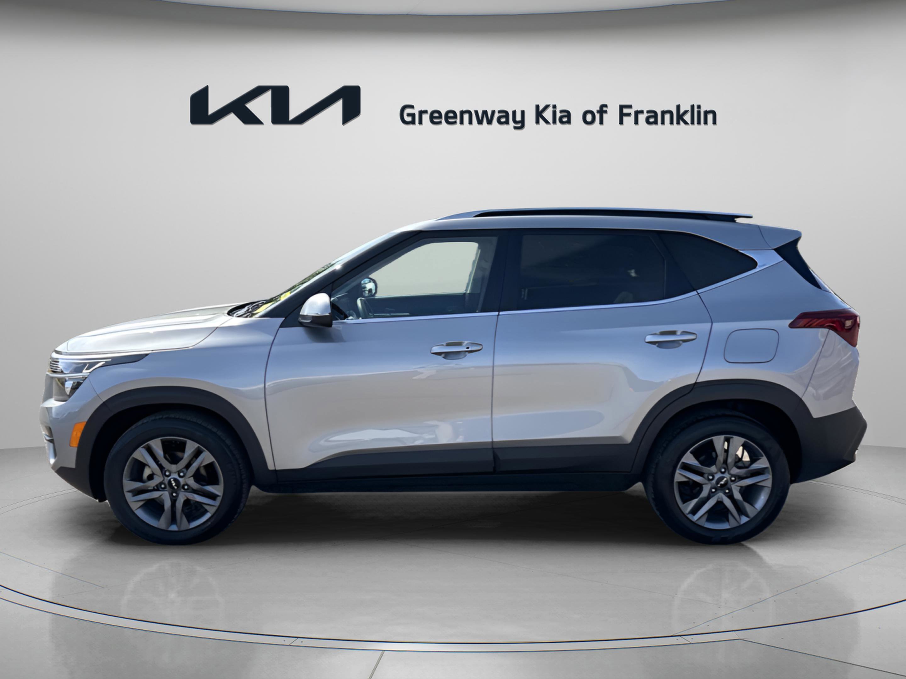 2023 Kia Seltos S - Photo 4