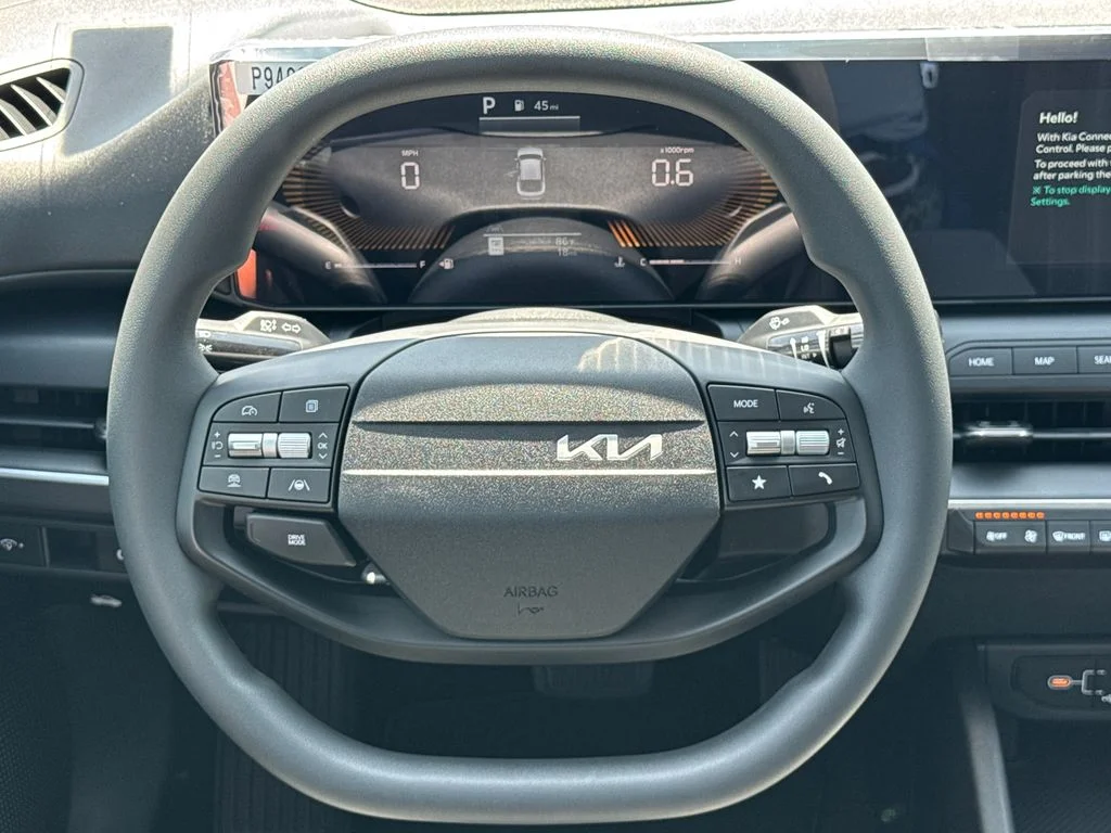 New 2026 Snow White Pearl Kia LXS image 24