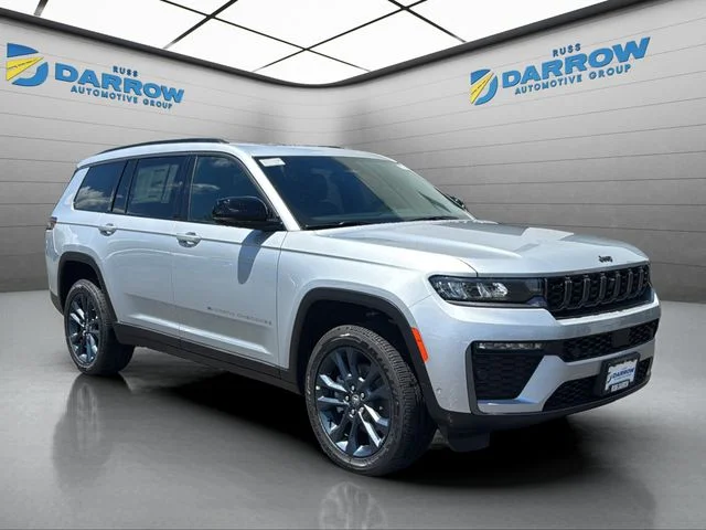 New 2026 Silver Zynith Exterior Paint Jeep Limited image 7