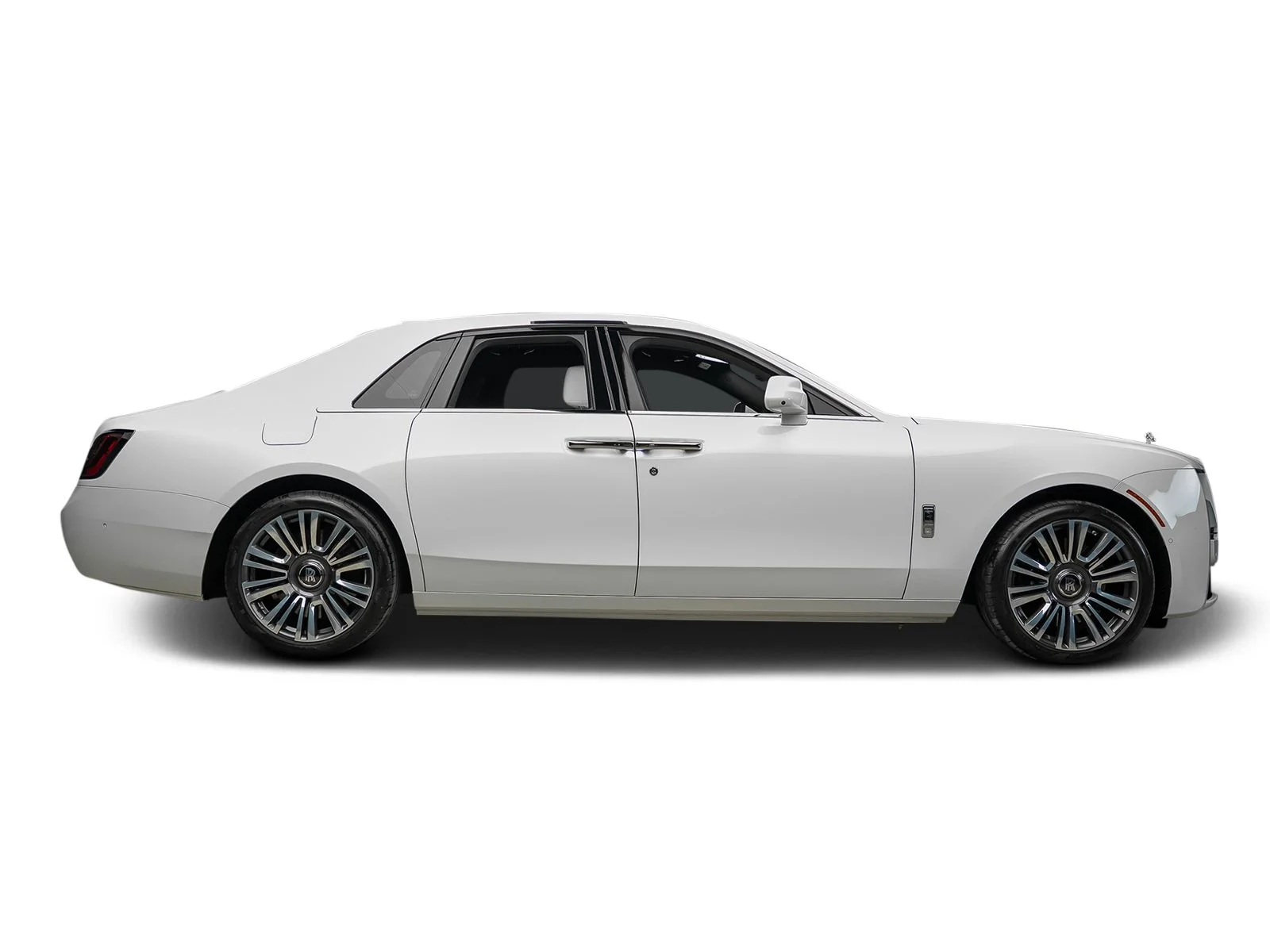 Used 2022 White Rolls-Royce Base image 24