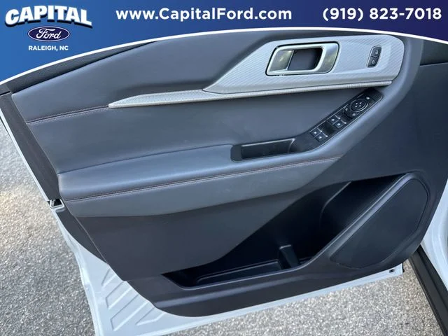Used 2025 White Ford Active image 20