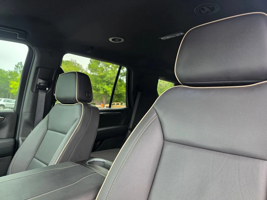 Used 2025 Sterling Gray Metallic Chevrolet Premier image 13