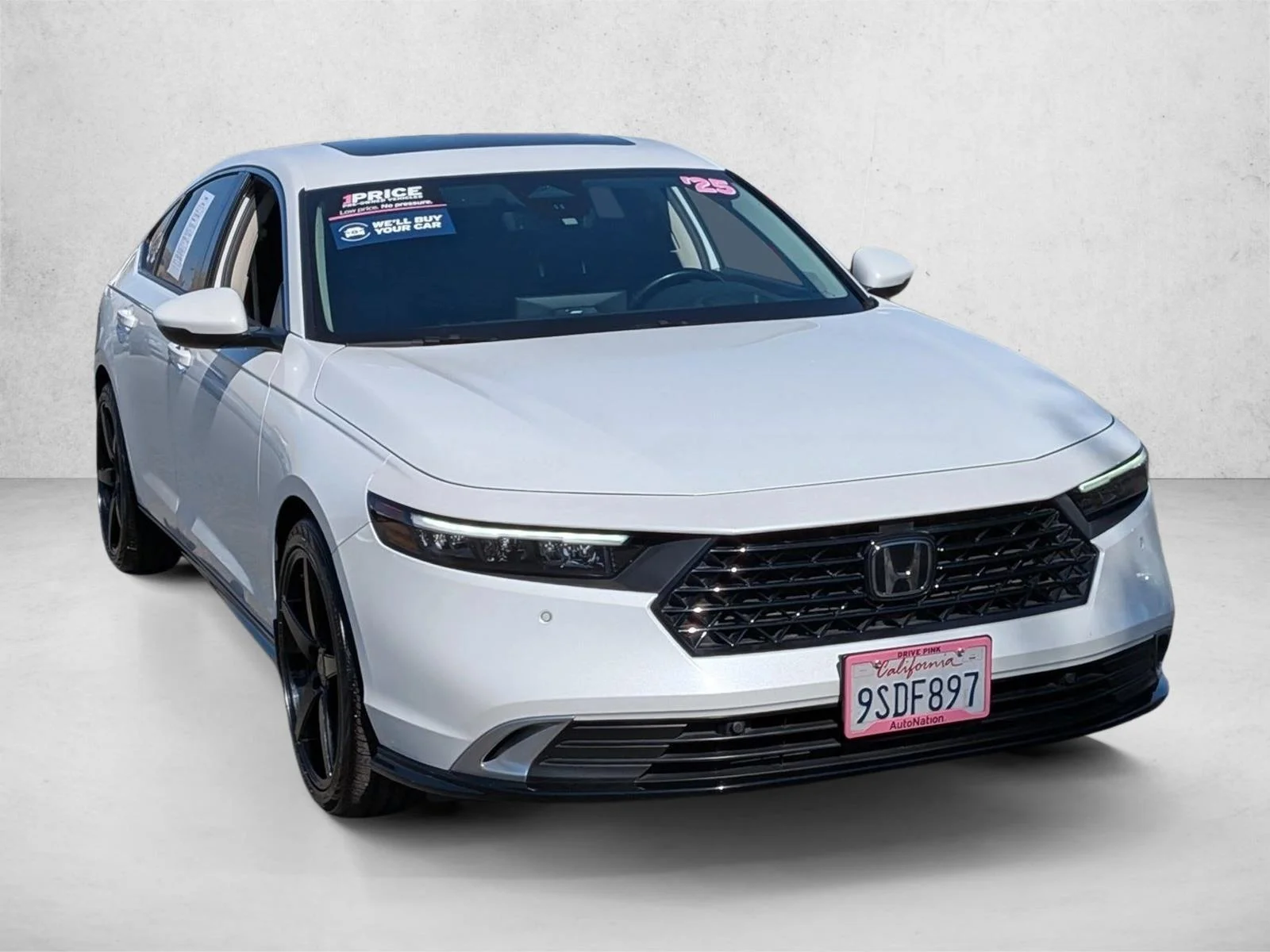 Used 2025  Honda Touring image 3