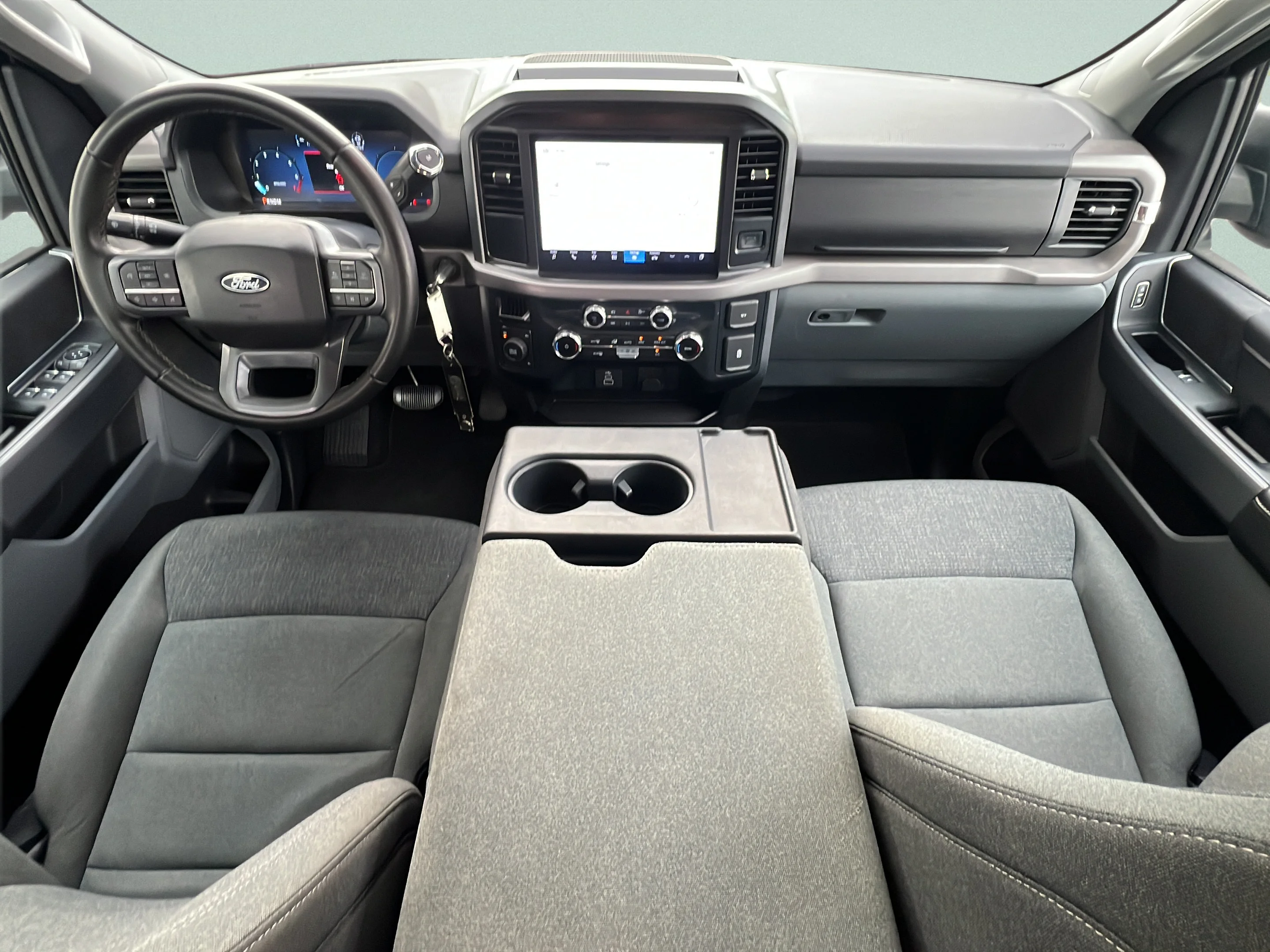 Used 2025 Silver Metallic Ford XLT image 14