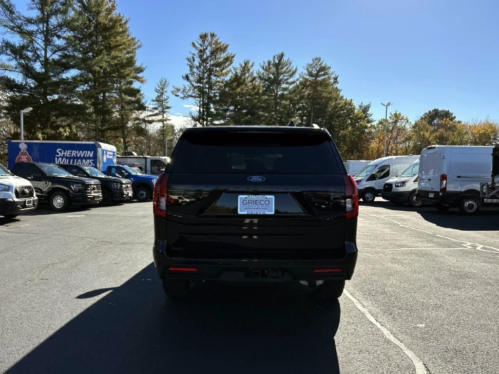 Used 2027 Black Metallic Ford Tremor image 4