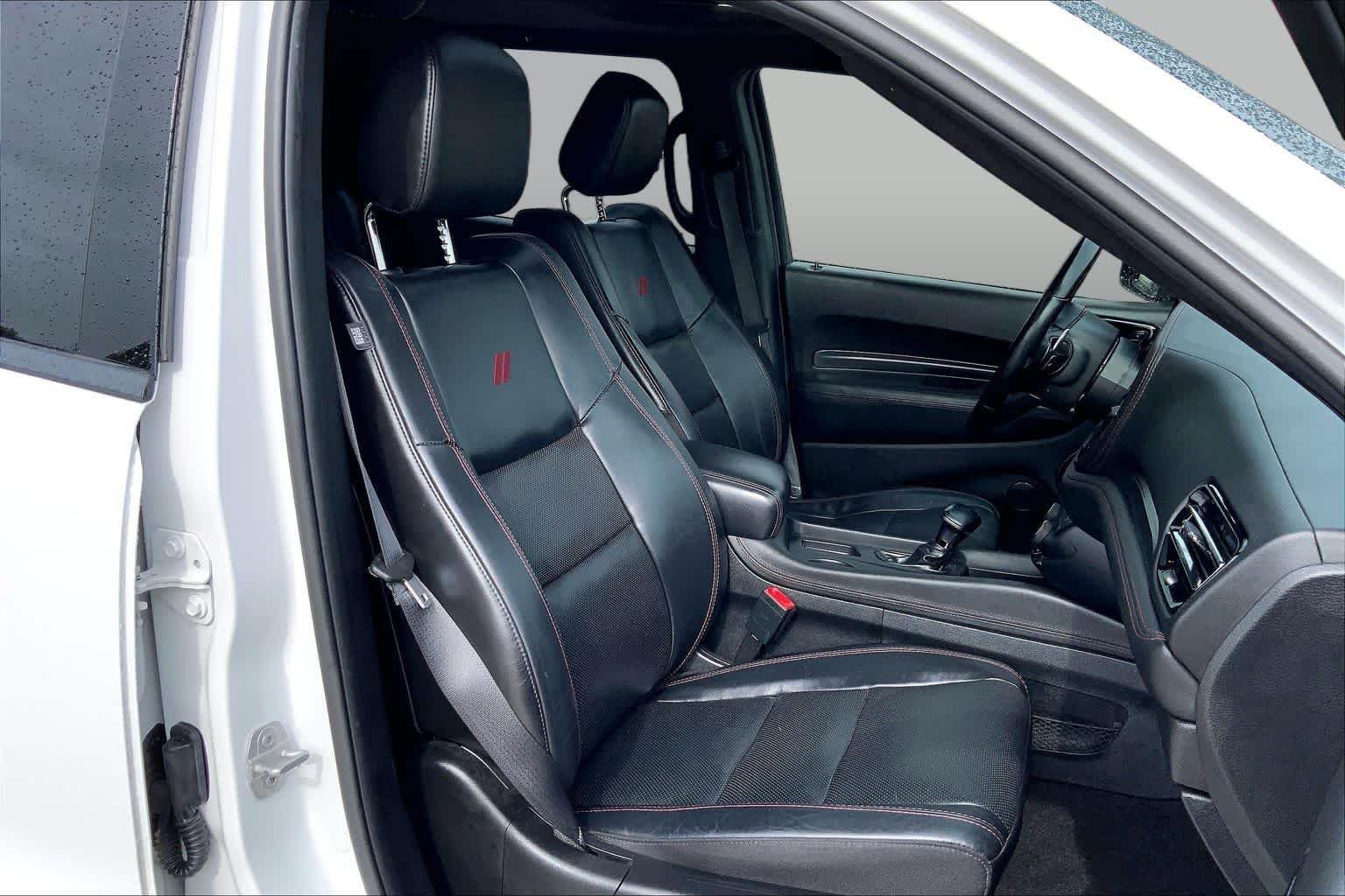Used 2022 White Knuckle Clearcoat Dodge R/T Plus image 9