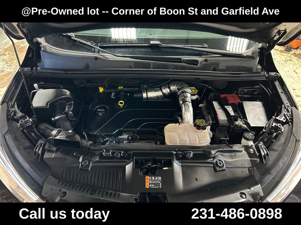Used 2022 Black Buick Preferred image 10